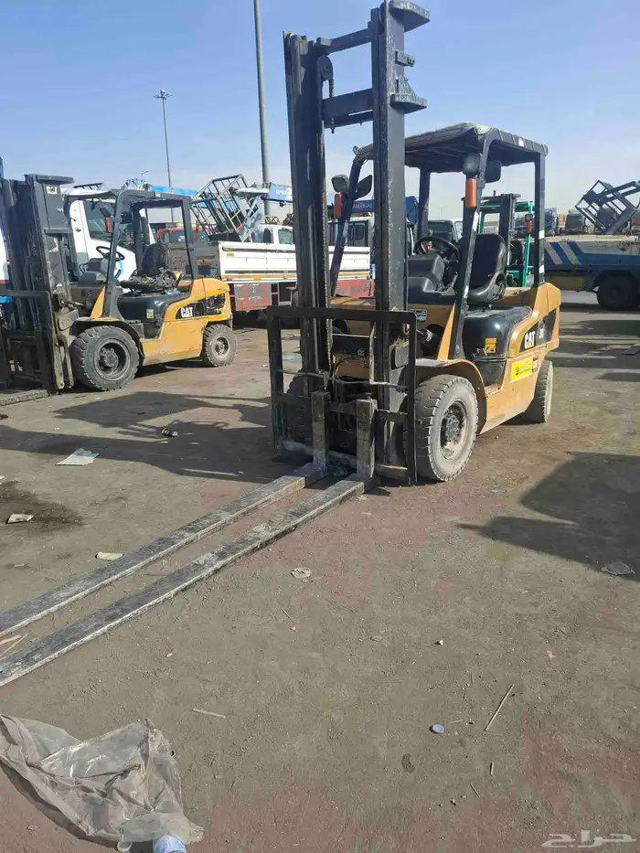 فوركلفت إيجار رافعه شوكيه إيجار forklift 1