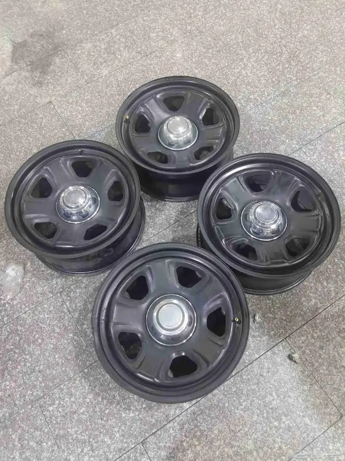 يتوفر لدينا جنوط بوليسي دوج وكاله 3