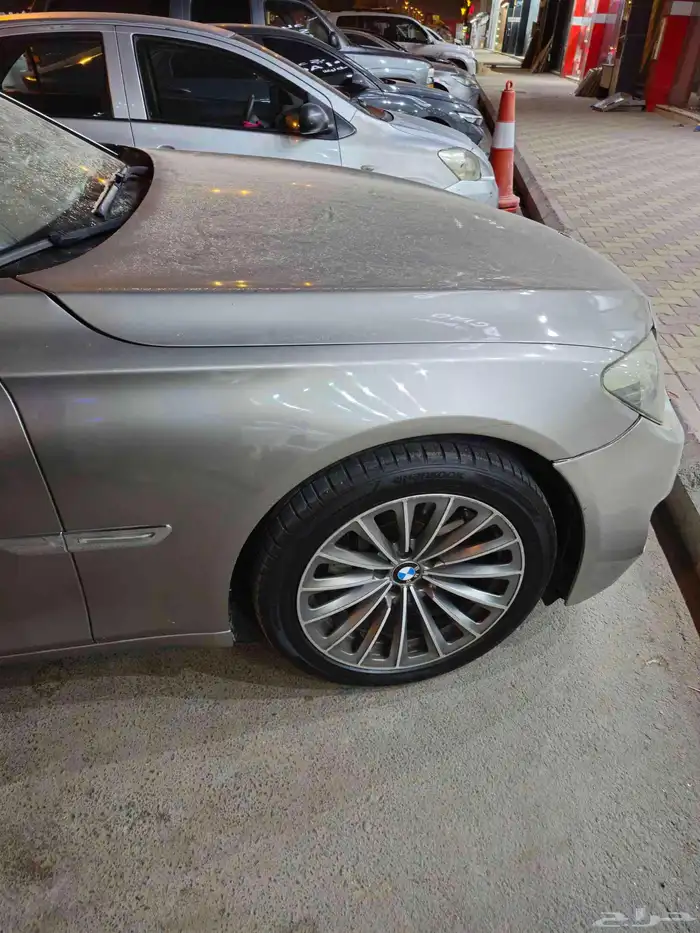 BMW 730li 2010 19