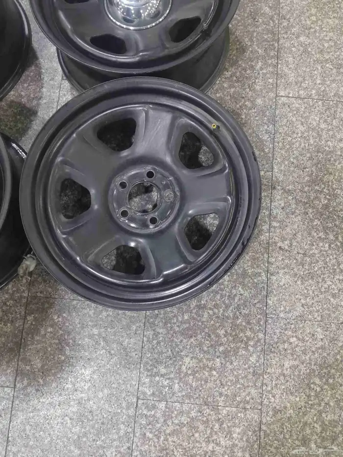 يتوفر لدينا جنوط بوليسي دوج وكاله 1