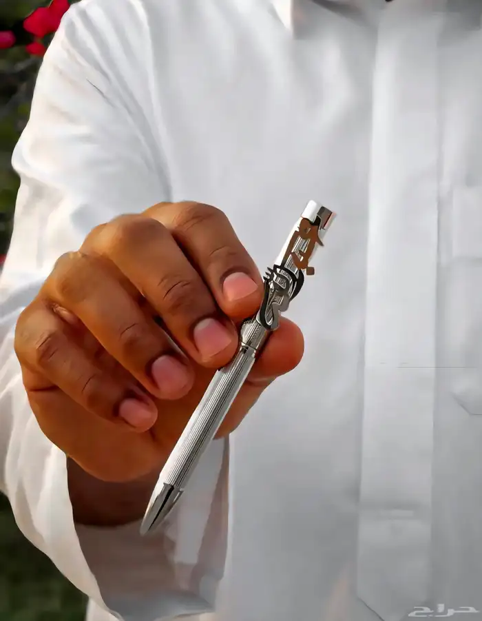 اقلام رجاليه بلاسم طلاء فضي او ذهبي حسب الرغبة 2