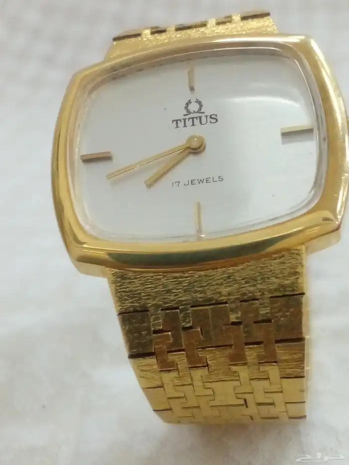 ساعة تيتوس سويسري 0