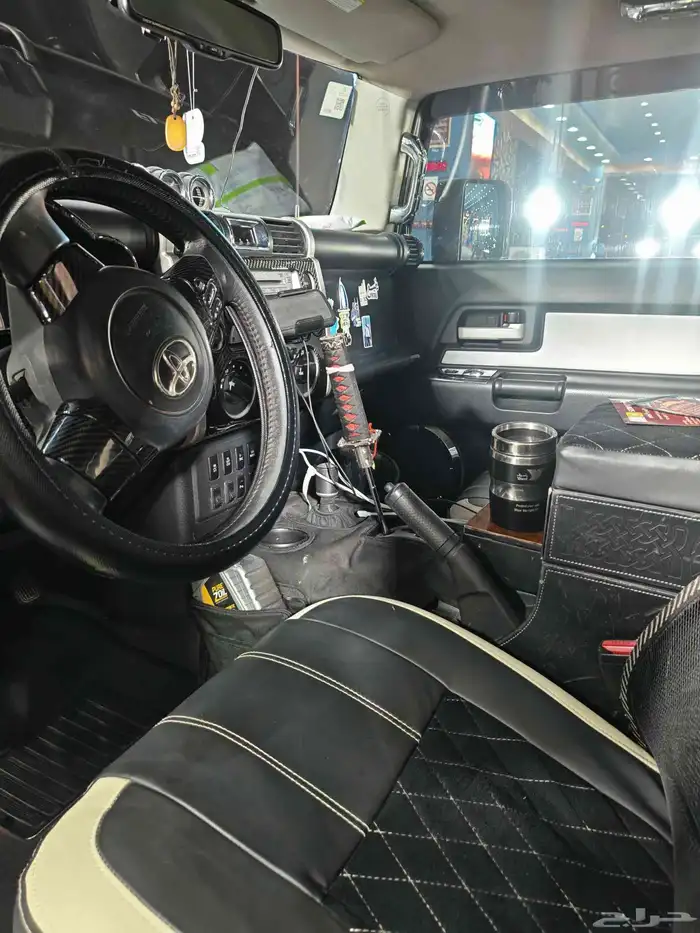 تويوتا افجي FJ نظيف ومجهز 19