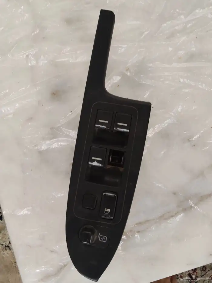 مكينة زجاج اكورد ومفتاح مجموعة اكورد 1