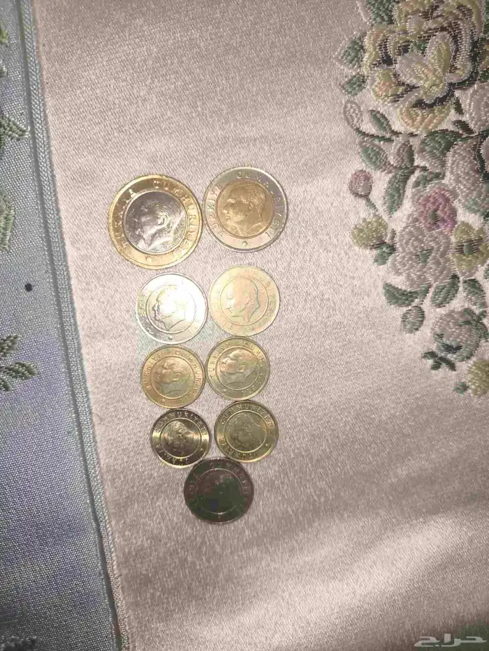 عملات نقدية متنوعة 24