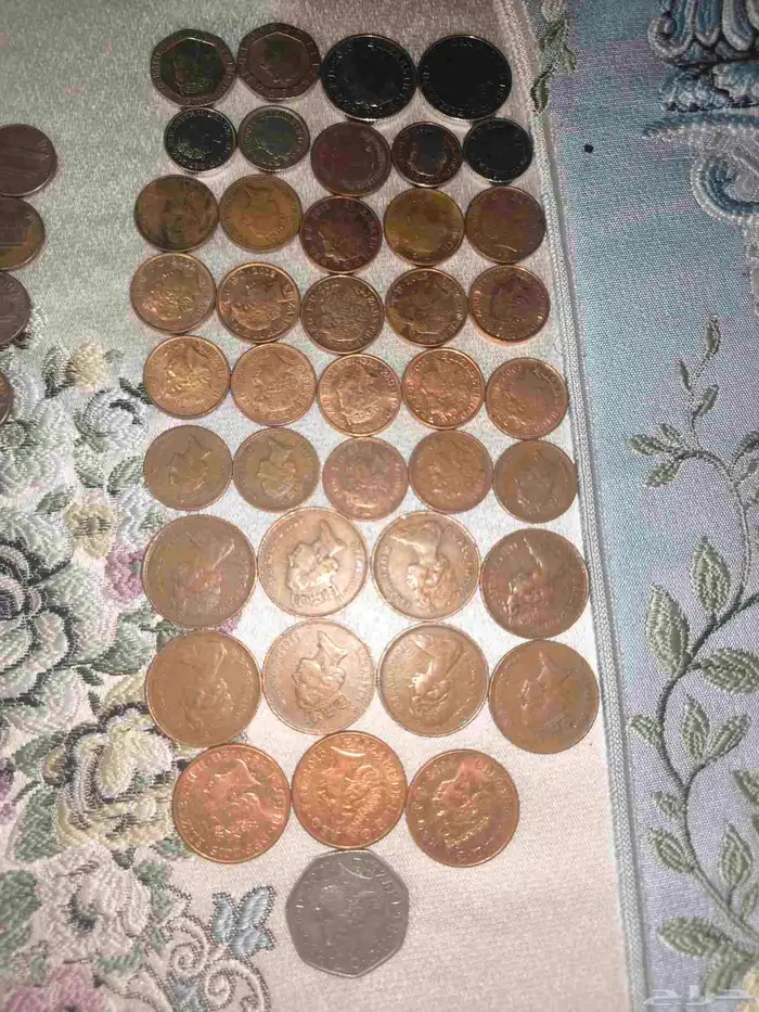 عملات نقدية متنوعة 25