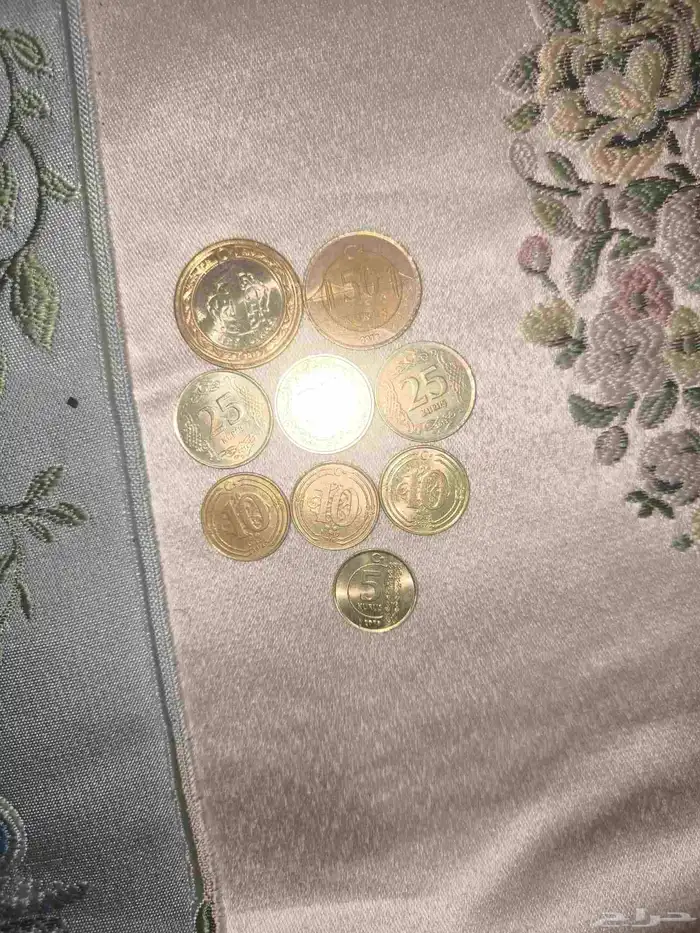 عملات نقدية متنوعة 23