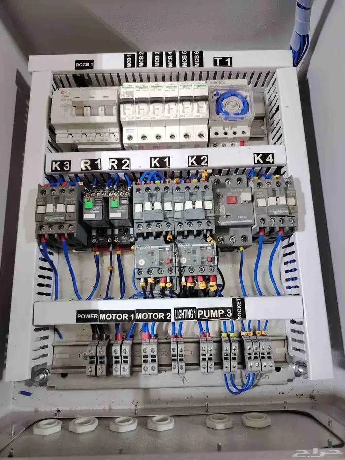 صيانة مولدات الديزل برمجة لوحات 0