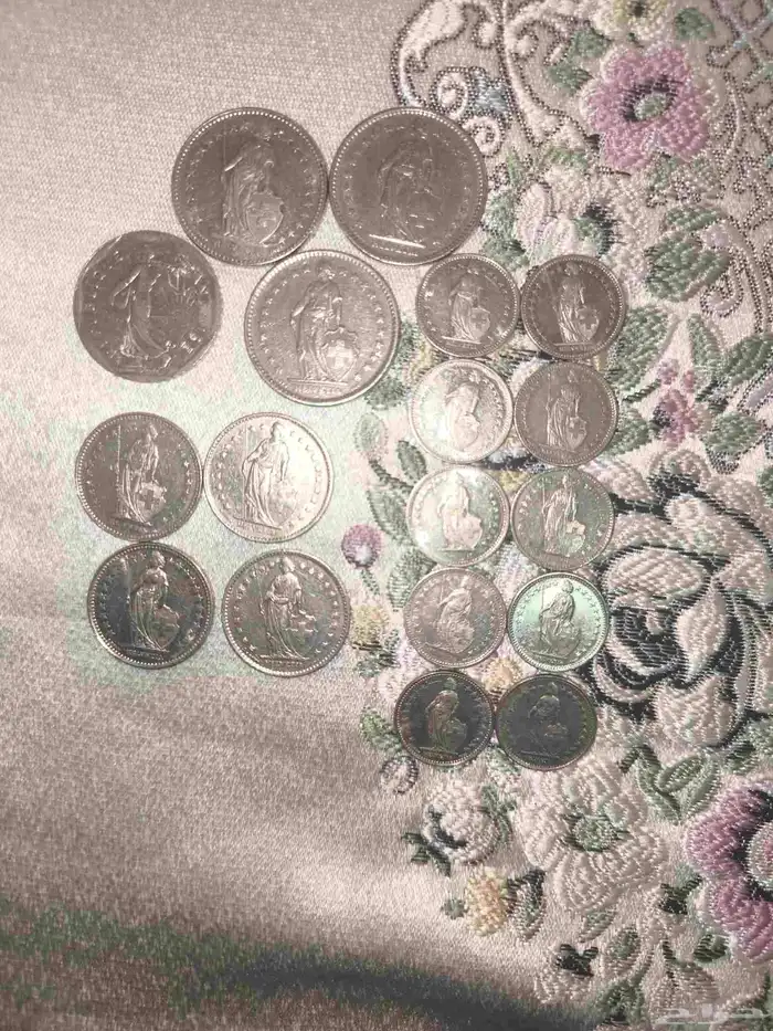 عملات نقدية متنوعة 32
