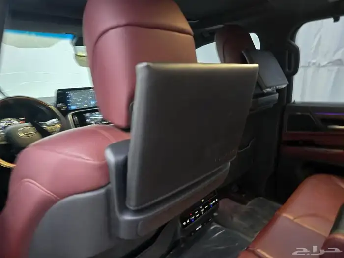 لكزس الساير 2024 12