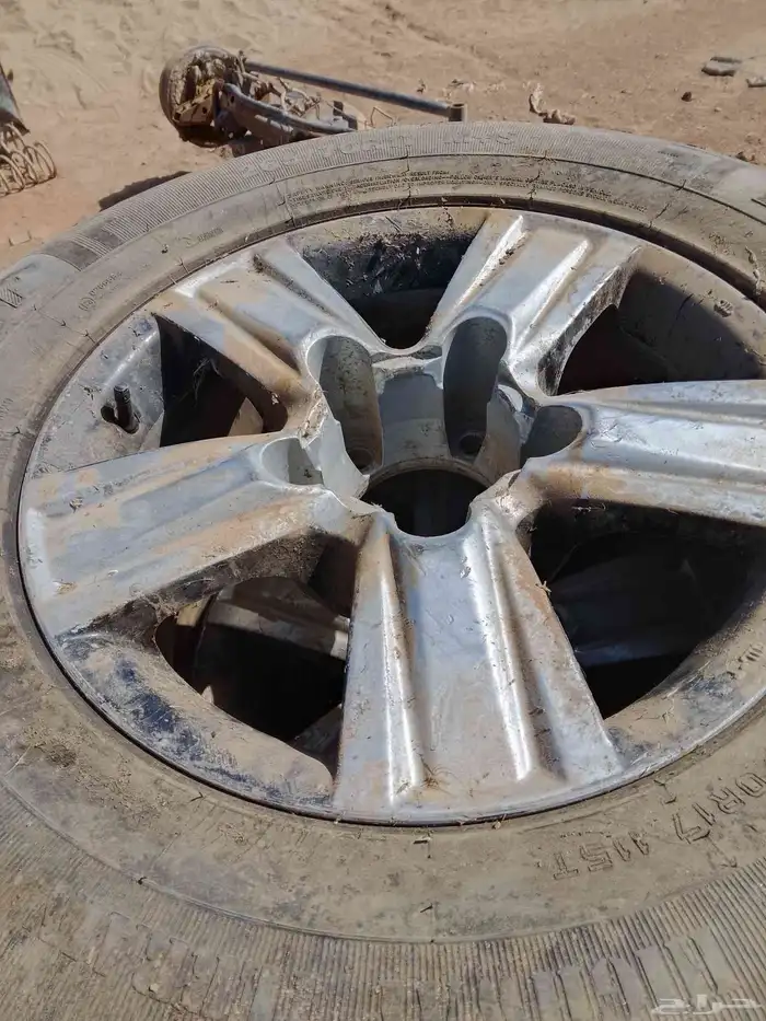 كفرات جيب لاندكروزر مع الجنوط 3