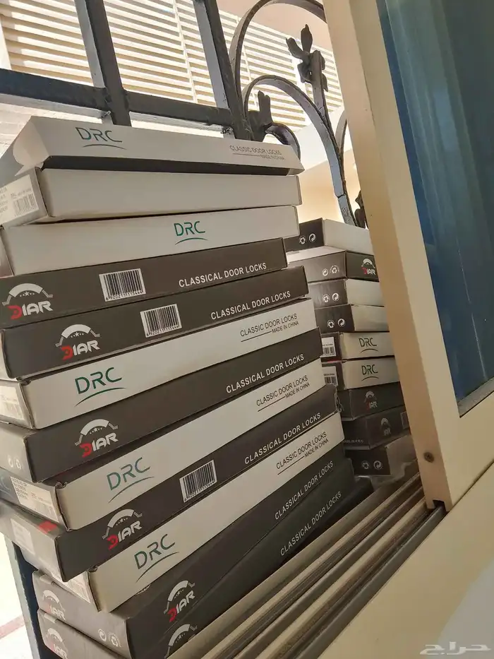 مستلزمات أبواب خشب   حديد 1