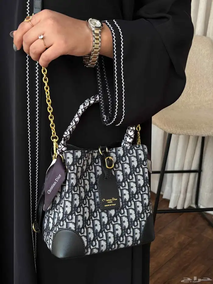 شنط كرستانديور مست)(شنل وبرادا. مستر شد بلد جلد ناعم وخفي 6