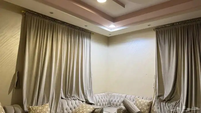 كنب حالته جيدة ( لحد ينشدني عن مكيفات وثلاجات ما عندي ) 1