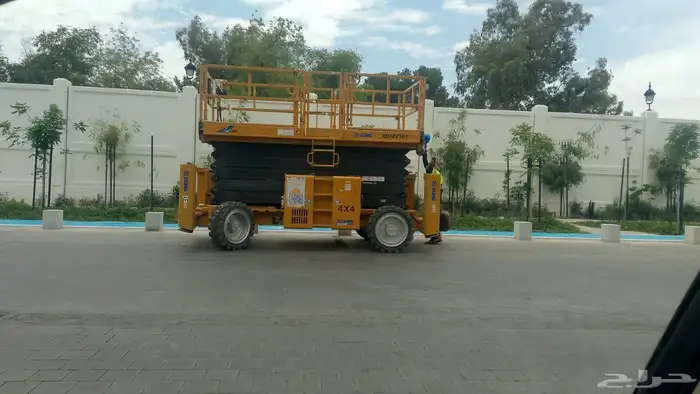 رافعة شوكيه 10طن للايجار شهري سنوي اسبوعي يومي 3