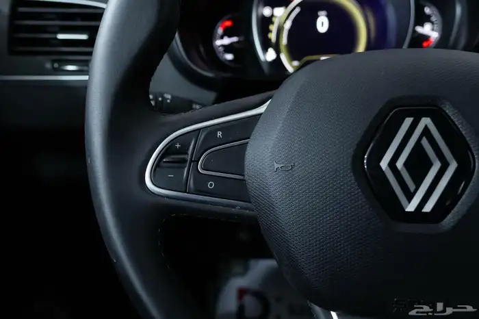 رينو كوليوس E ستاندر 2025 كاش وتمويل أقل الأسعار 11