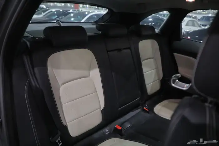 جاكور F-pace 2019 فل كامل 9