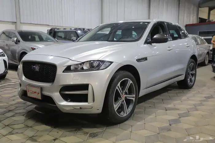 جاكور F-pace 2019 فل كامل 3