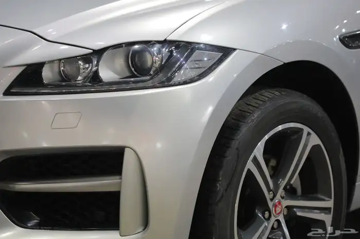 جاكور F-pace 2019 فل كامل 5