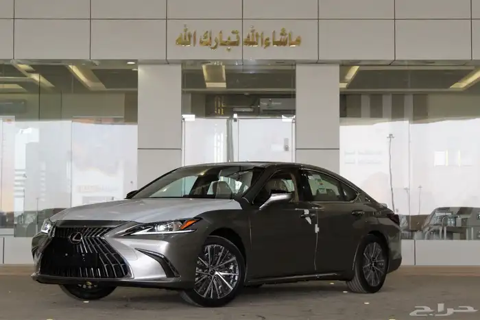 لكزس - ES250 لاكجيري - 2025 - نص فل - خليجي 8