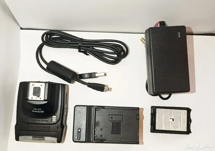 Nikon D7000 Digital SLR Camera with 18105mm VR Lens 4