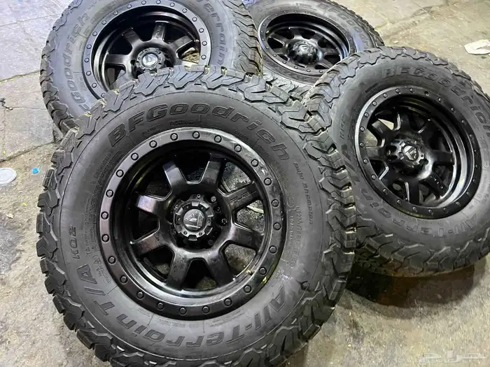 جنوط فيوال اصلي مع كفرات بي اف جودرتش أمريكي 17 مقاس تاريخ23 2