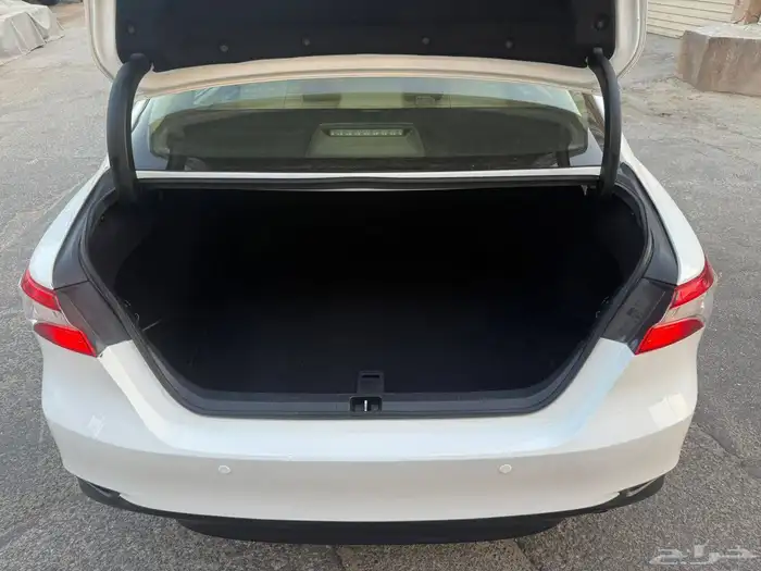 للبيع كامري 2020 الأحساء 8