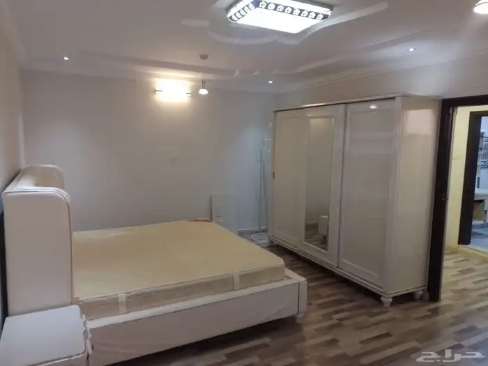 دواليب كبير و وسط مع غرفة نوم 4