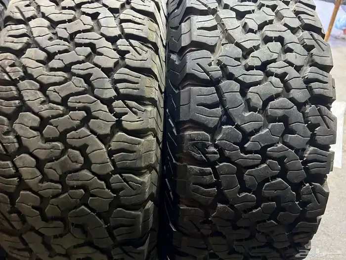 جنوط فيوال اصلي مع كفرات بي اف جودرتش أمريكي 17 مقاس تاريخ23 7