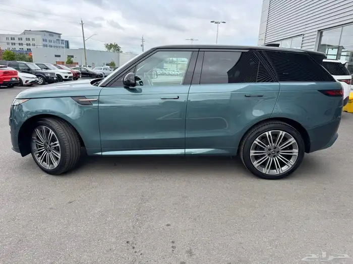 للبيع رانج روفر سبورت 2025 فئه HSE فل كامل اصفار وارد كندا 1