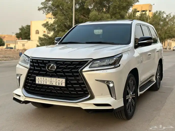 لكزس LX 570 سبورت موديل 2021 0