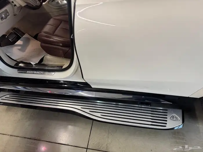 للبيع مرسيدس GLC600 مايباخ موديل 2023 وارد كندا 9