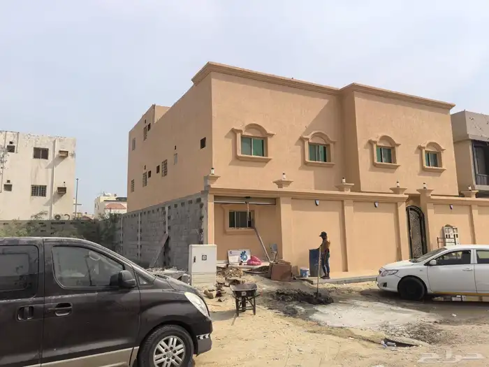 للبيع دور وي 3 شقق في الضاحيه الحي الثالث المساحه 500 متر 1