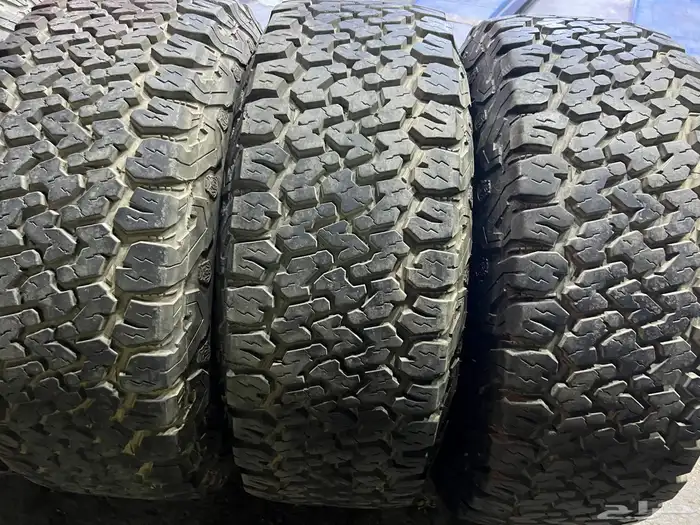 جنوط ميثود فرد f150 6 مسمارمع كفرات بلاك بير مقاس 285 70 17 5