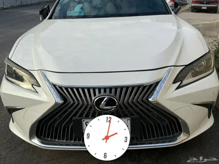 لكزس 2021 نظيف وممشى قليل 1