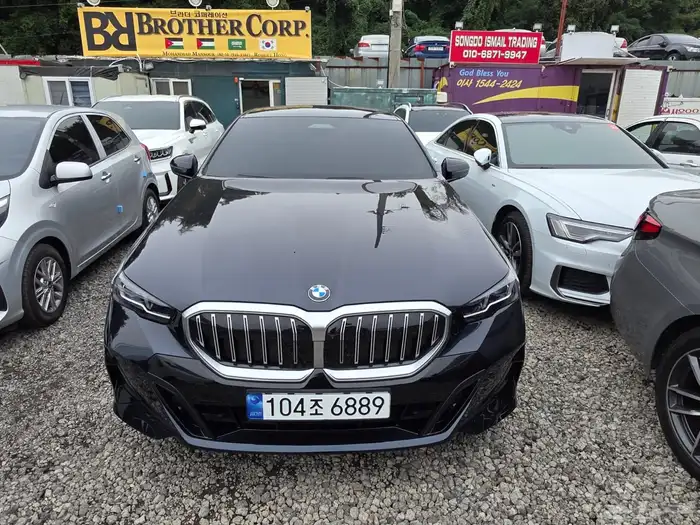 بي أم دبيلو M 0