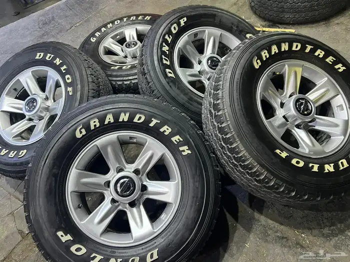 جنوط فتك صيني مع كفرات دنلوب وكاله مقاس 275 70 16 7