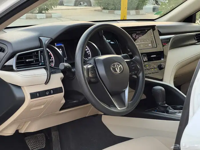 تويوتا كامري 2022 ستاندر وكاله 15