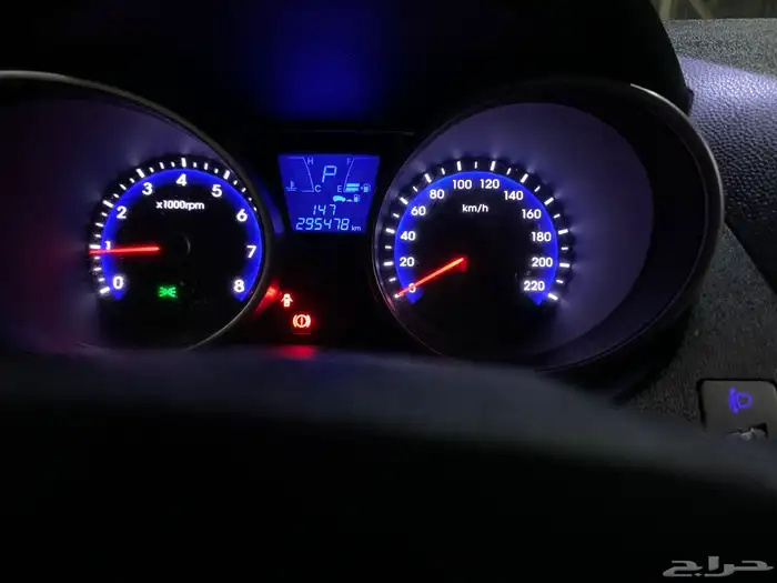 توسان 2015 نص فل حالة جيدة جدا 13