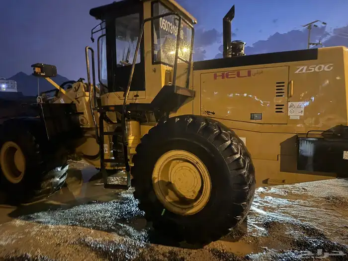 شيول هيلي مقاس 50 موديل 2014 نظيف مشتريه وكاله 0