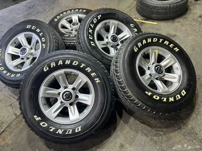 جنوط فتك صيني مع كفرات دنلوب وكاله مقاس 275 70 16 5