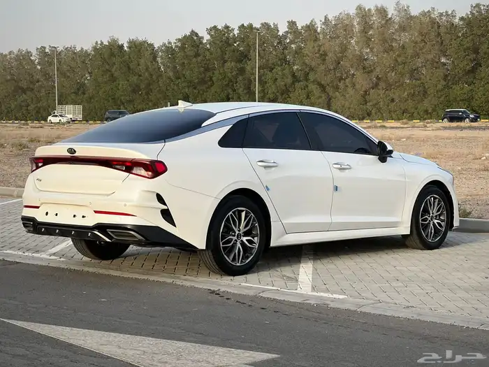 كيا 5 2021 فل كامل بدون فتحة بطاقة جمركية نظيف جدا 2