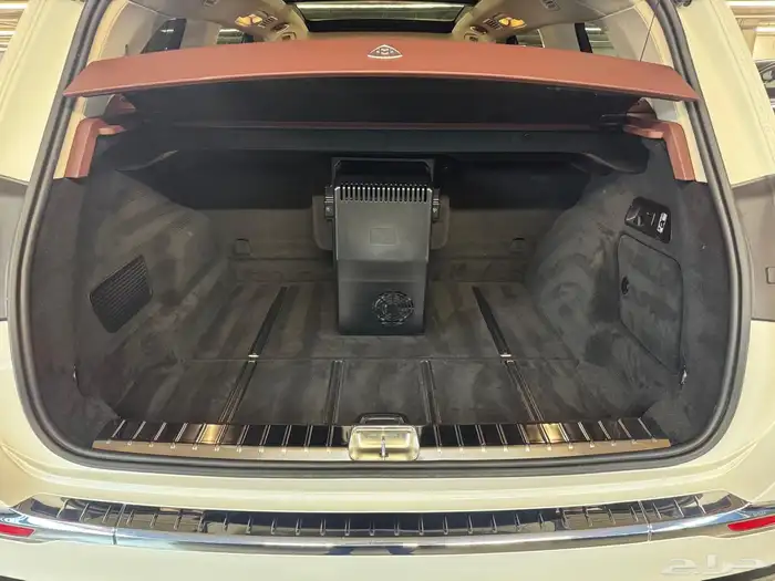 للبيع مرسيدس GLC600 مايباخ موديل 2023 وارد كندا 12