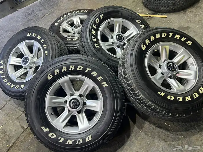 جنوط فتك صيني مع كفرات دنلوب وكاله مقاس 275 70 16 1