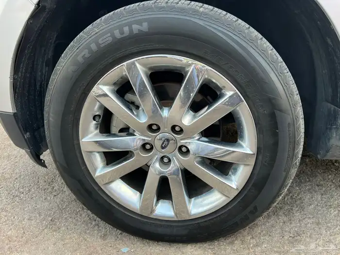 فورد اديج 12