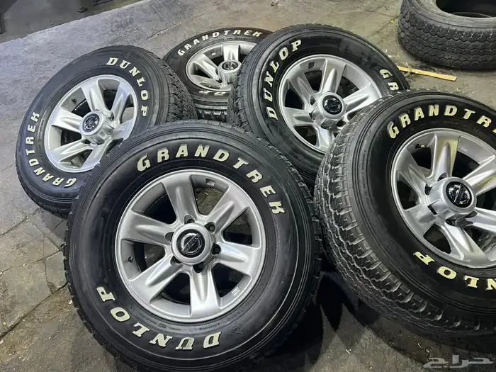 جنوط فتك صيني مع كفرات دنلوب وكاله مقاس 275 70 16 14