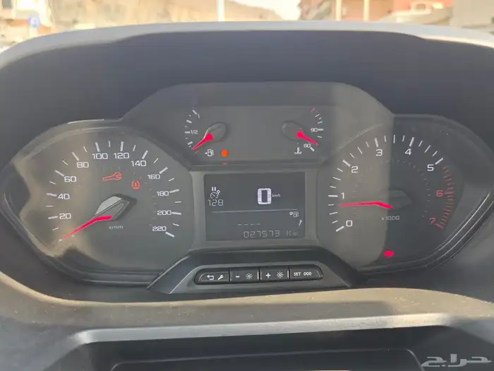 للتنازل بيجو بارتنر 2022 ديزل( ثلاجة ) 5