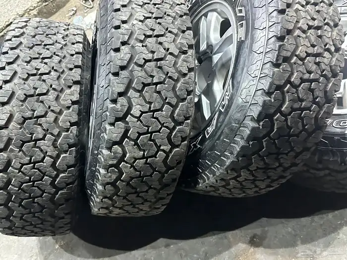 جنوط لكزز الحميد معا كفرات ماكسس مقاس 255 70 16جيب ربع شاص 10