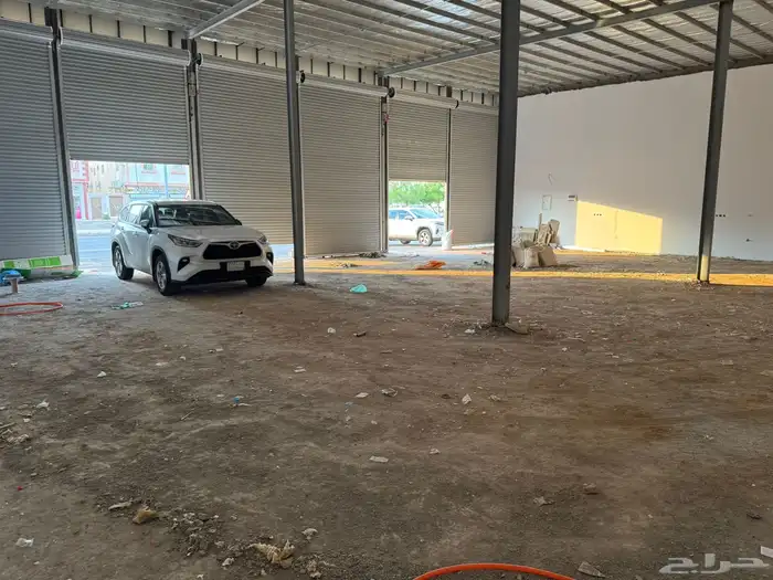 معرض للإيجار 2