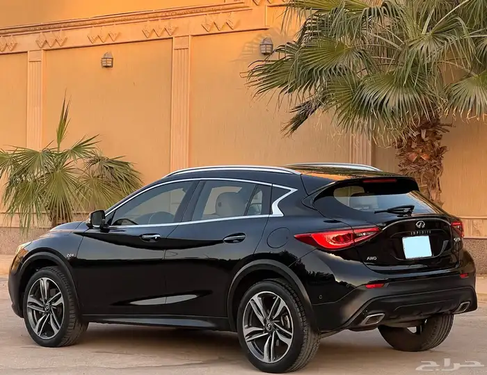 انفنتي QX30 2